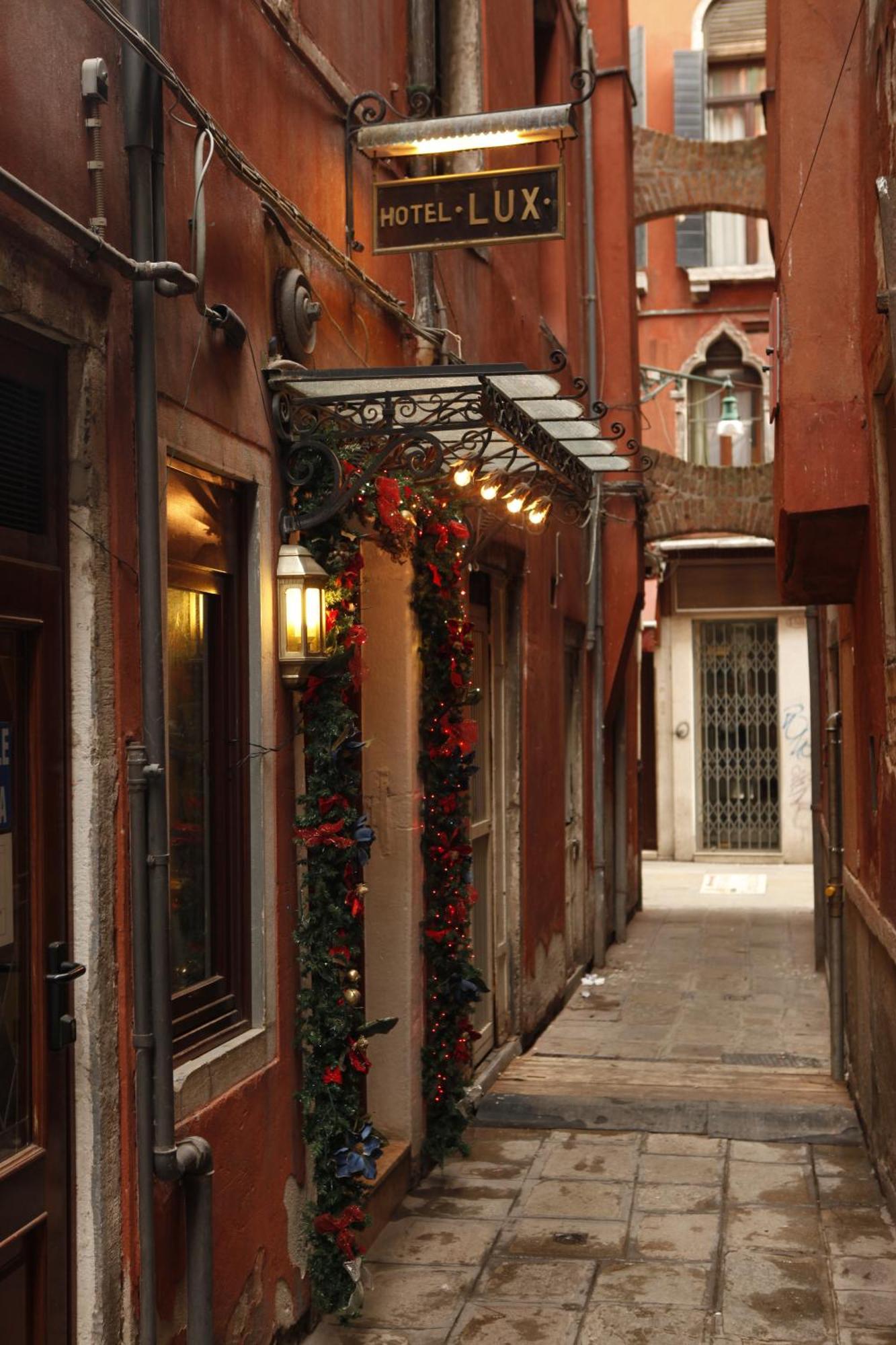 Hotel Lux Venise